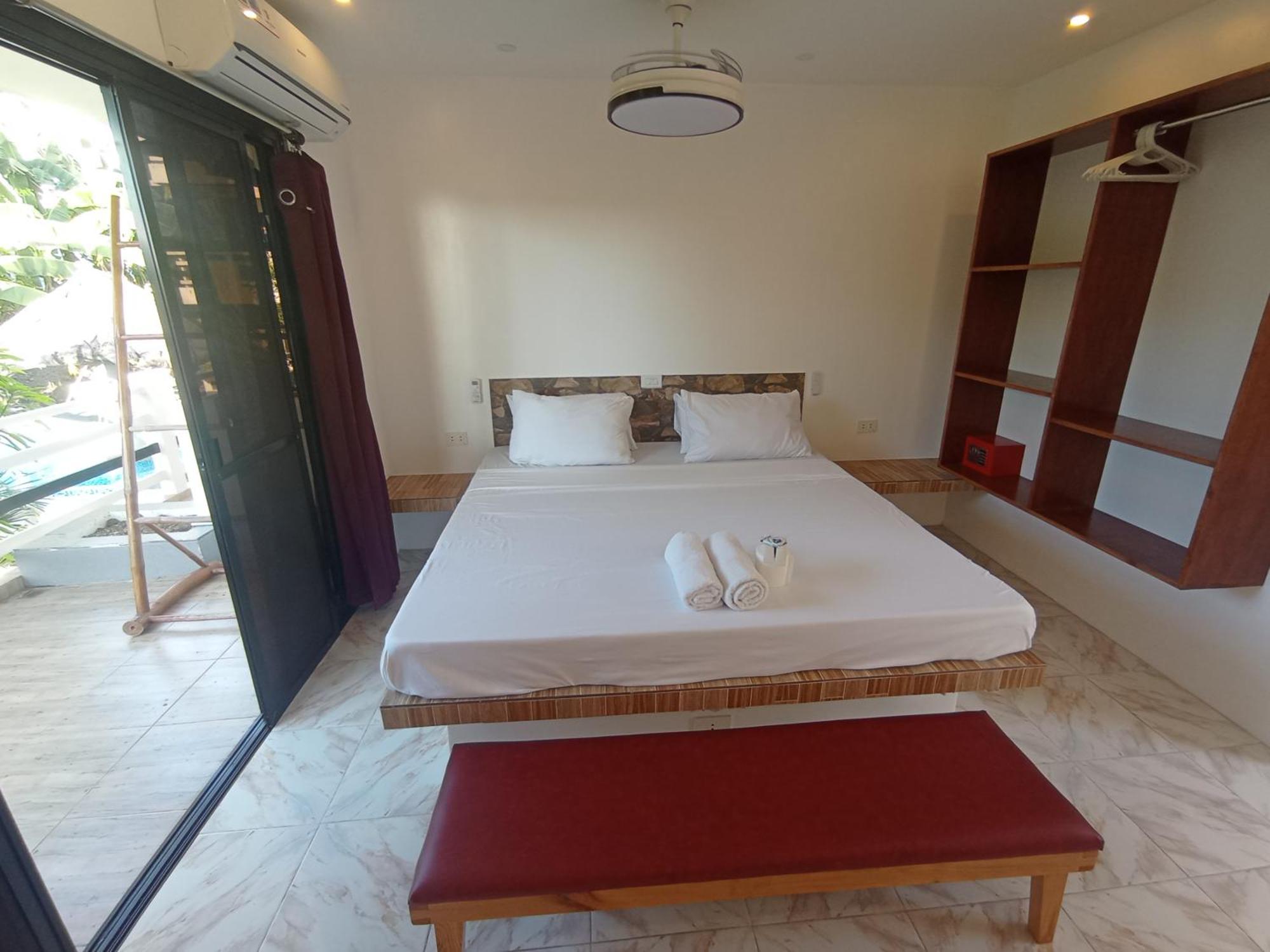 Jalyn'S Resort Sabang Puerto Galera Eksteriør bilde